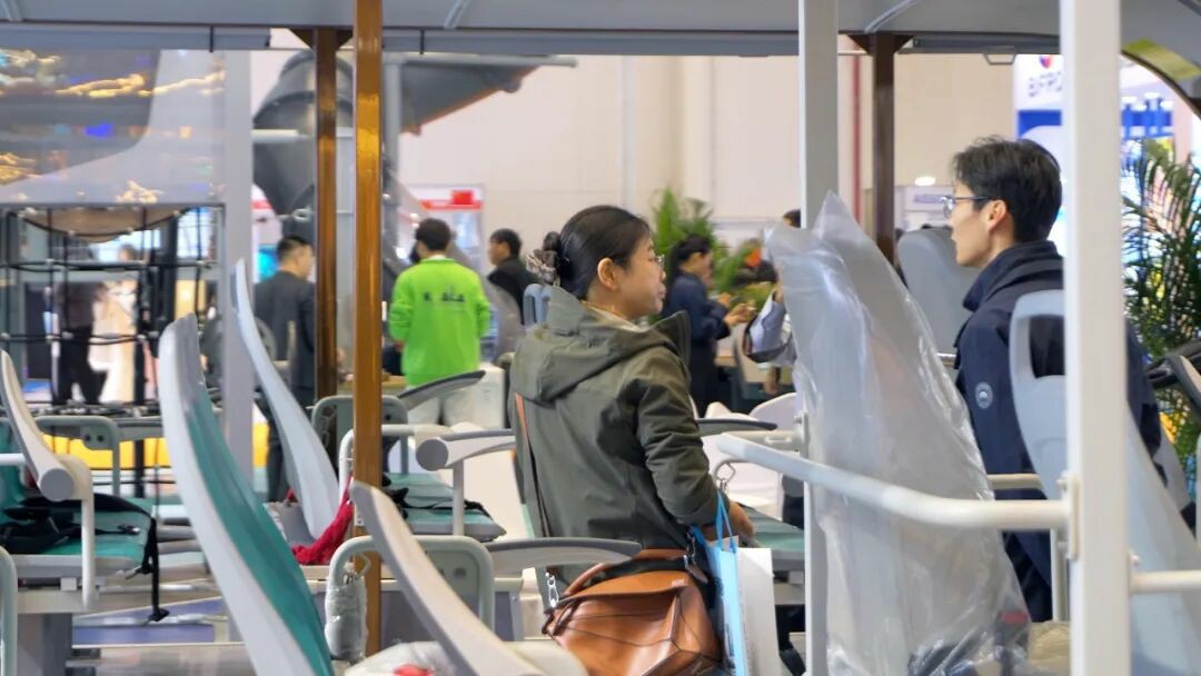 智趣出行，悦动未来！幸运彩观光车亮相2025中国（郑州）旅游休闲娱乐产业博览会