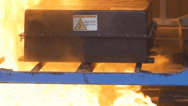 穿越春日盛景，幸运彩观光车邀您共赴行业盛宴！