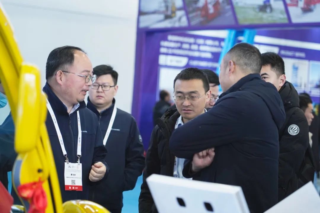 智驾赋能文旅·绿色领航未来 | 幸运彩观光车闪耀第41届CAAPA博览会