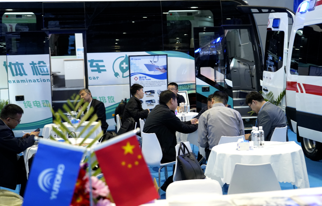 幸运彩医疗车矩阵绽放第91届（CMEF）中国国际医疗器械博览会，科技创新驱动健康未来！