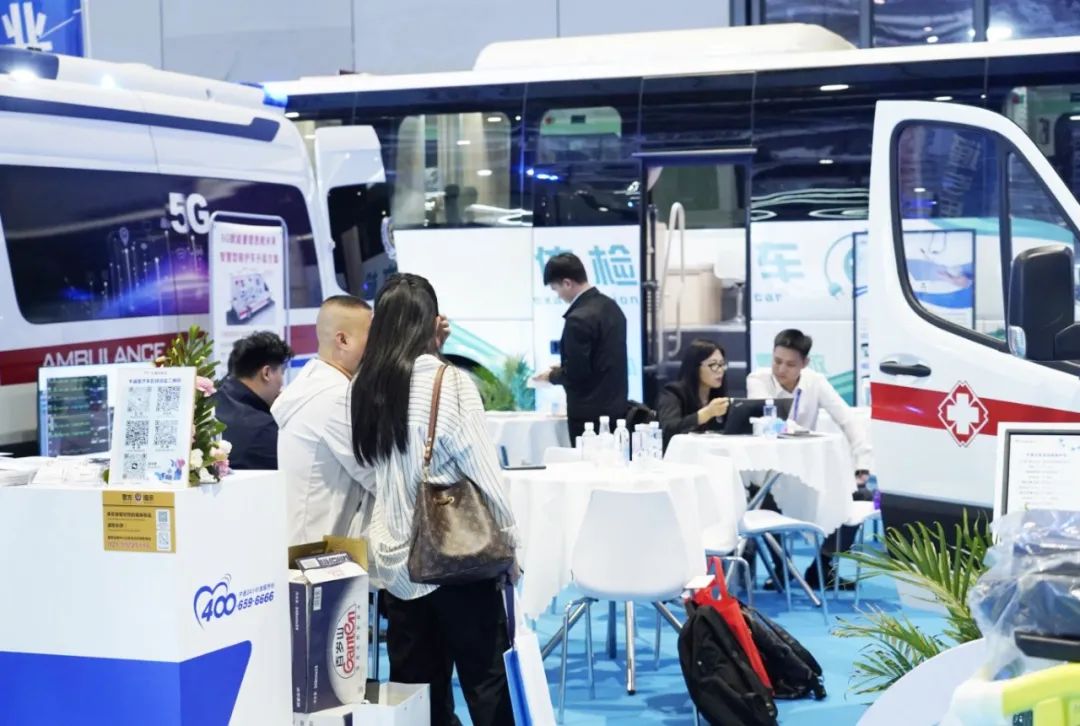 幸运彩医疗车矩阵绽放第91届（CMEF）中国国际医疗器械博览会，科技创新驱动健康未来！