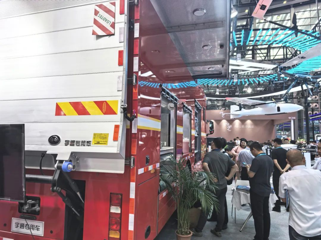 低空腾飞 安全护航｜幸运彩无人机系列装备亮相2025国际低空经济与无人系统博览会