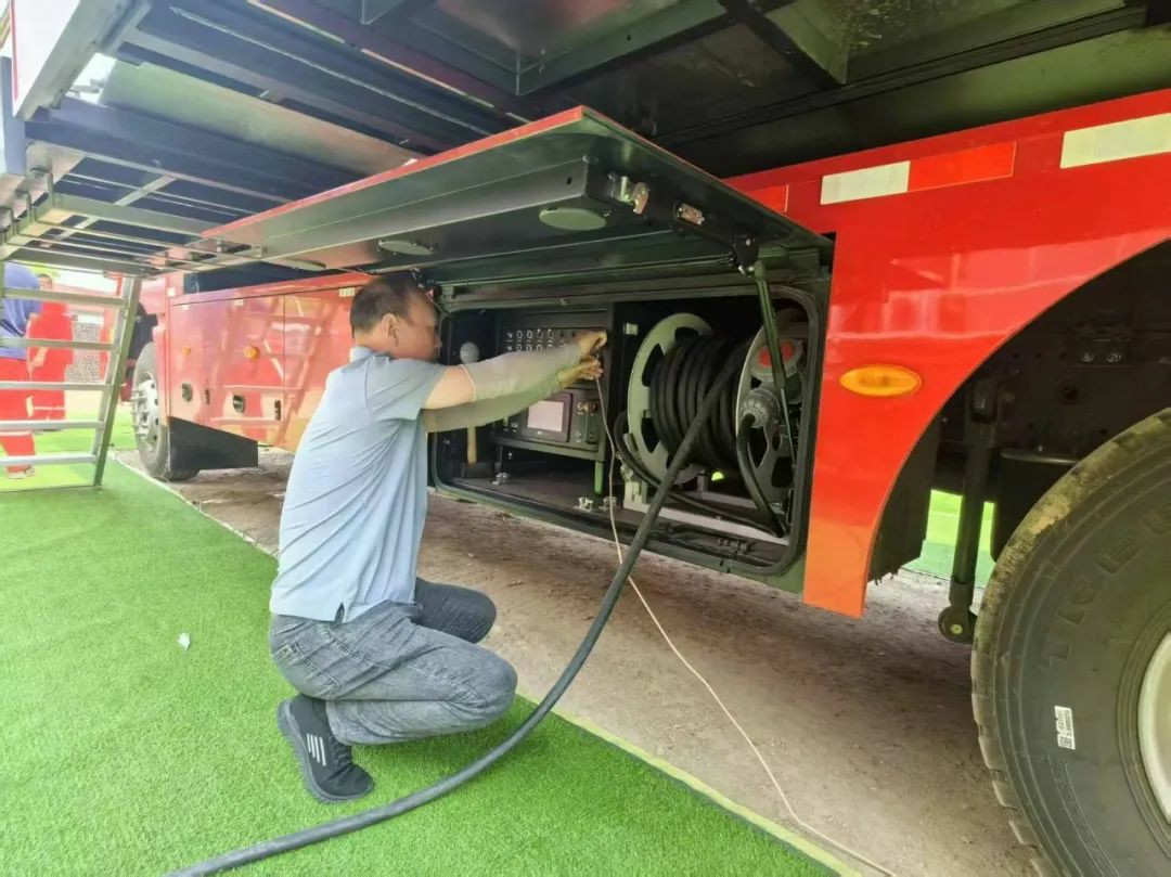 以练备战！幸运彩应急救援车辆参演“应急使命·2025”联合救援演习！