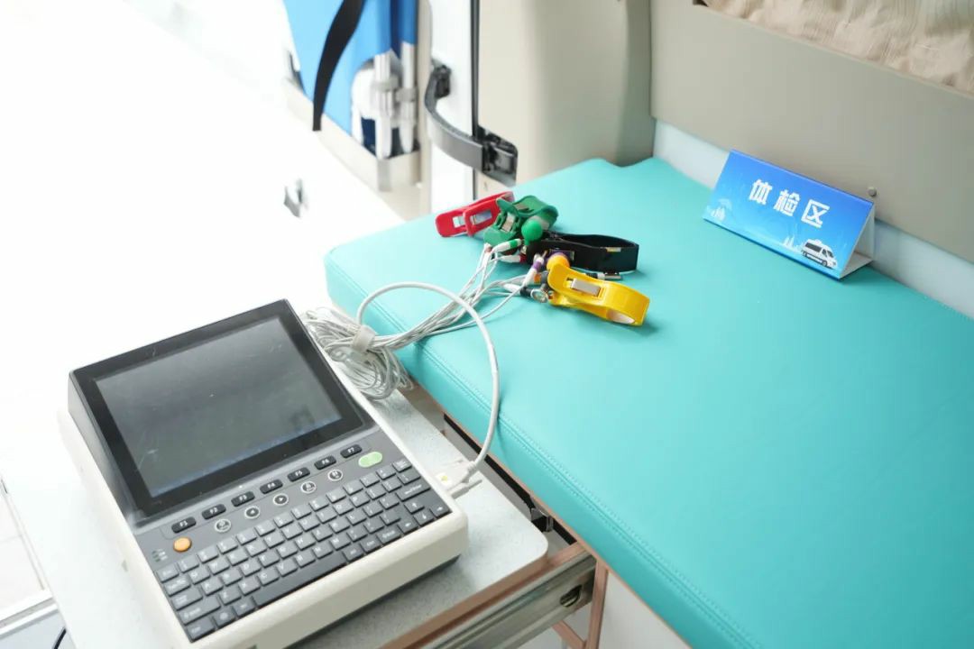 流动医疗暖民心·签约服务进万家! 幸运彩民生体检巡诊车助力滑县医共体建设